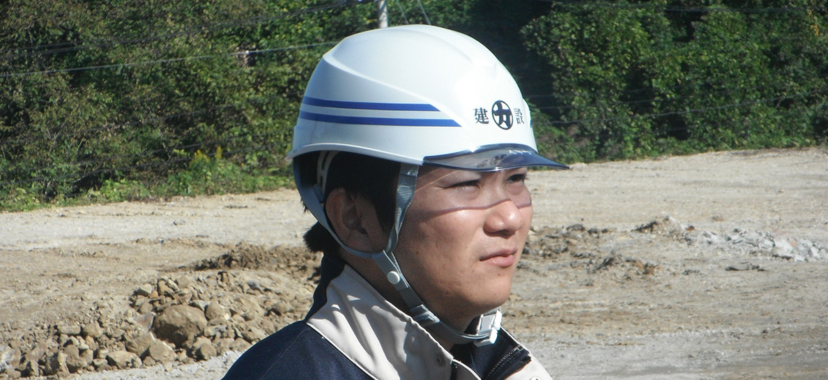 先輩へのインタビュー 伊藤 大