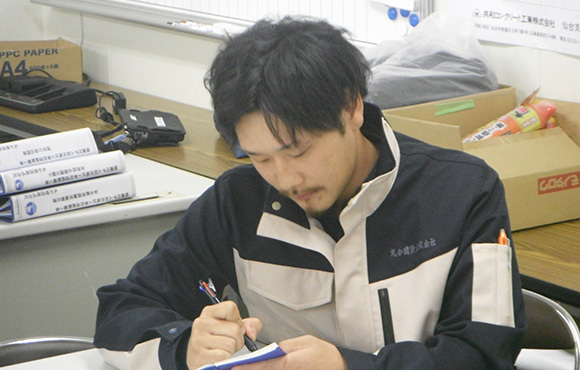 先輩へのインタビュー 川崎　俊